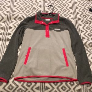 Women’s Columbia pullover